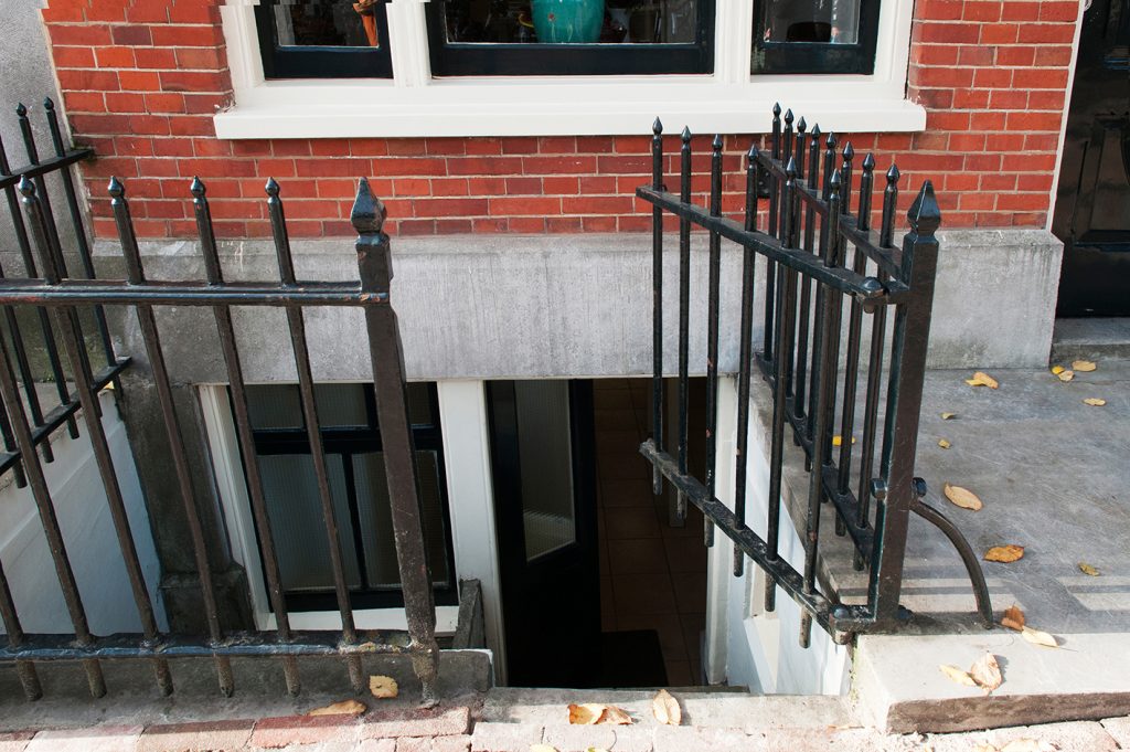 Souterrain stairs