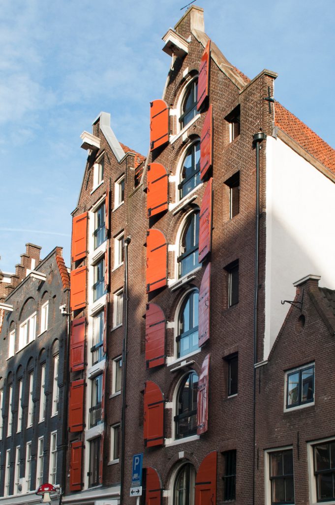 Spuistraat 253 –