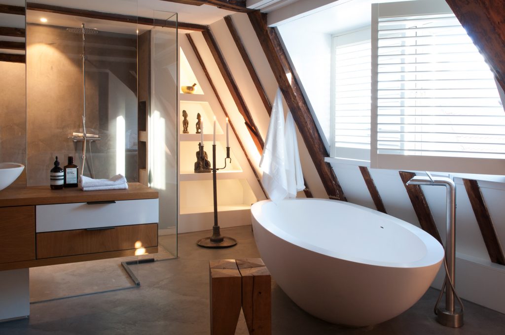 Spuistraat 253 – Middle Floor Bathroom